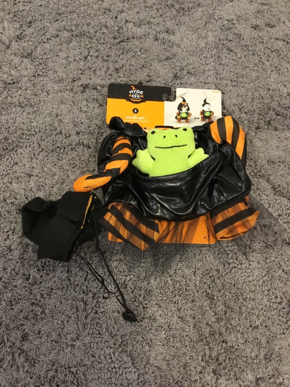 Hyde and Eek! Pet Witch Costume Set